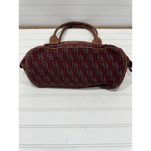 Authentic Dooney & Bourke Women's Red Gold Luxury Shoulder Bag - Picture 5 of 13